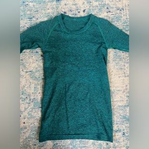 Lululemon Long-Sleeve Swiftly Tech